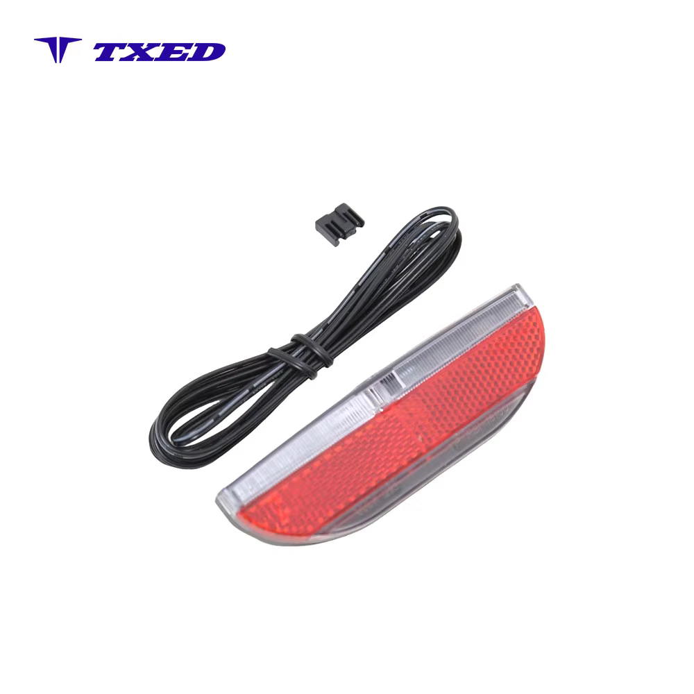 6V IPX4 Waterproof Bicycle Rear Power Light with LED Switch PC Material 2m Wire 80mm Hole Distance detail image 5