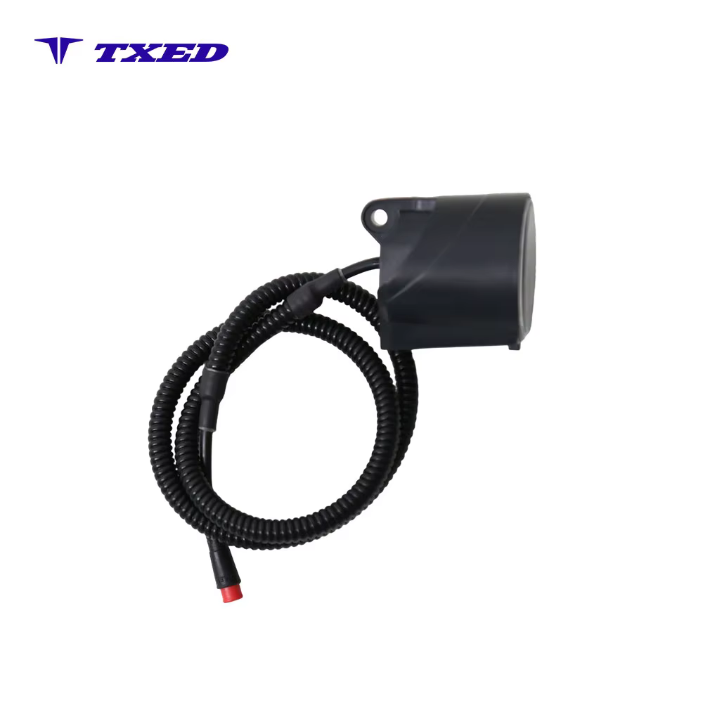 Black Waterproof IP67 High Brightness LED Front Light with Sensor Switch Battery Hub dynamo Bicycle Light Xingcheng HL2800-80 detail image 1