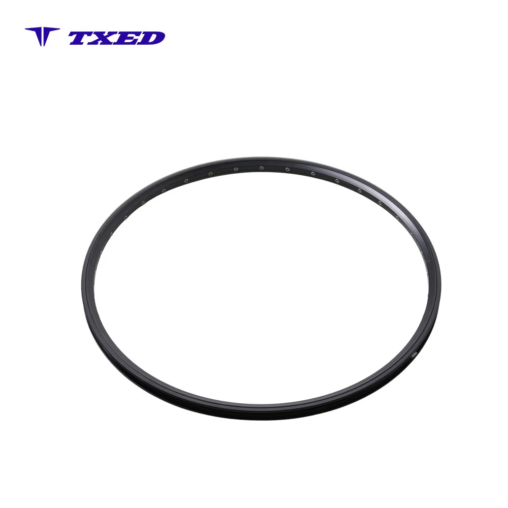 Lightweight Durable Alloy Double Wall V Brake Bicycle Rim Black Finish for Road and City Bikes 700C 13G 36H detail image 4