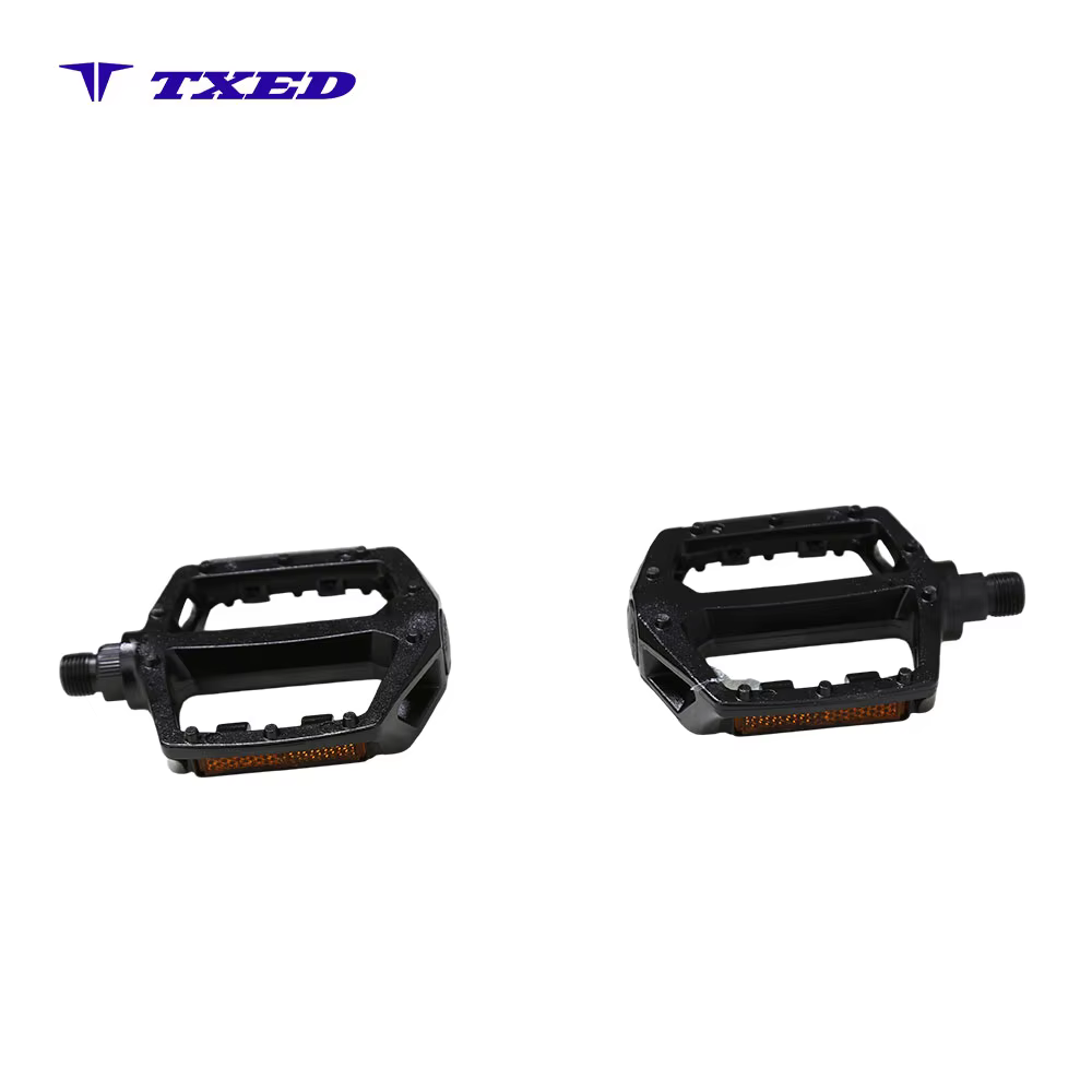 Ultralight Flat BMX Mountain Bike Pedals Aluminum Sealed-Bearing Steel Spindle Anti-slip Footboard Safety Durable Cycling Bike detail image 4